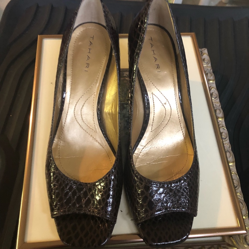 Tahari Heels